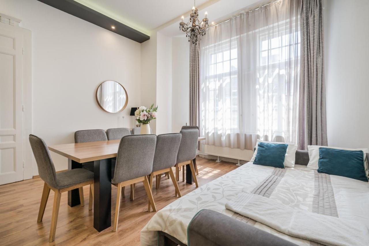 بودابست Real Apartments Zichy المظهر الخارجي الصورة