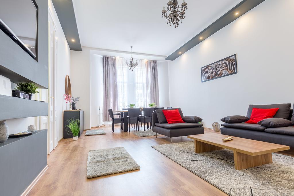 بودابست Real Apartments Zichy المظهر الخارجي الصورة